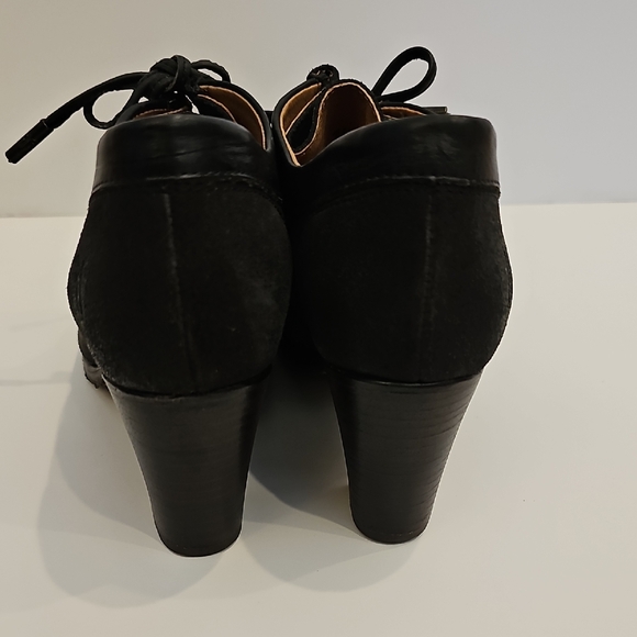 Frye Black Suede Parker Oxford Heeled Ankle Bootie for Women Size 7B - Picture 5 of 10